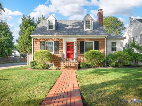 4644 Stuart Avenue , Richmond, VA 23226