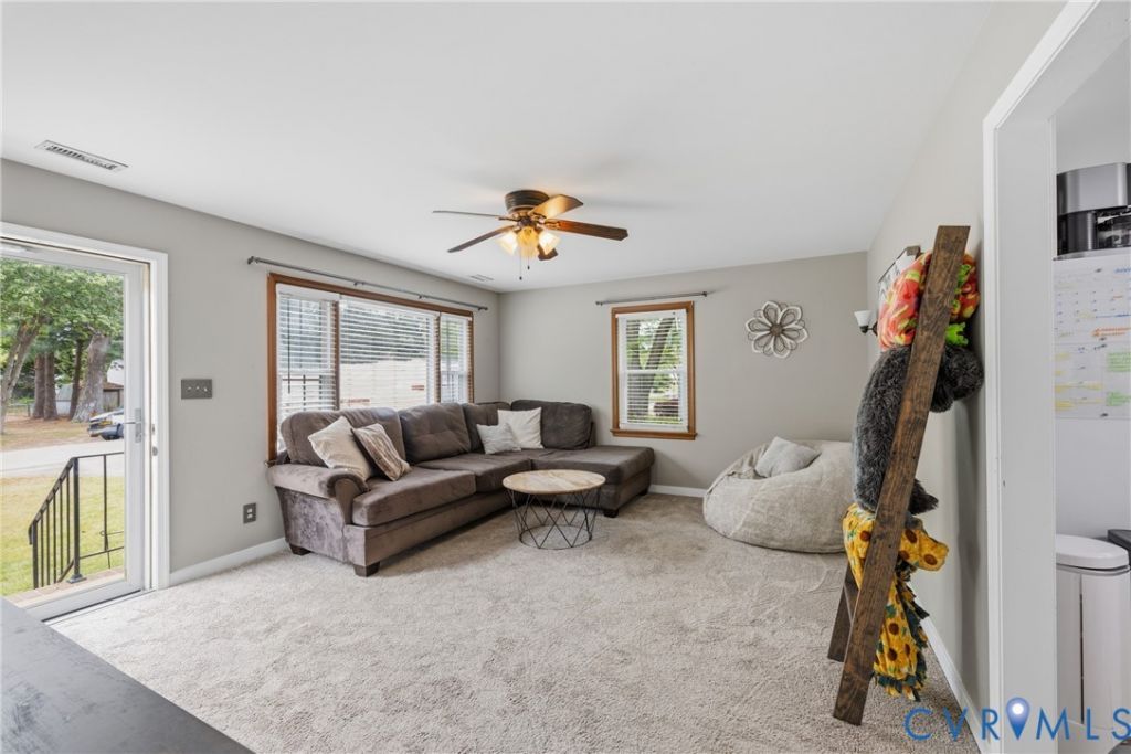 7027 Poteet Lane Mechanicsville, VA 23111