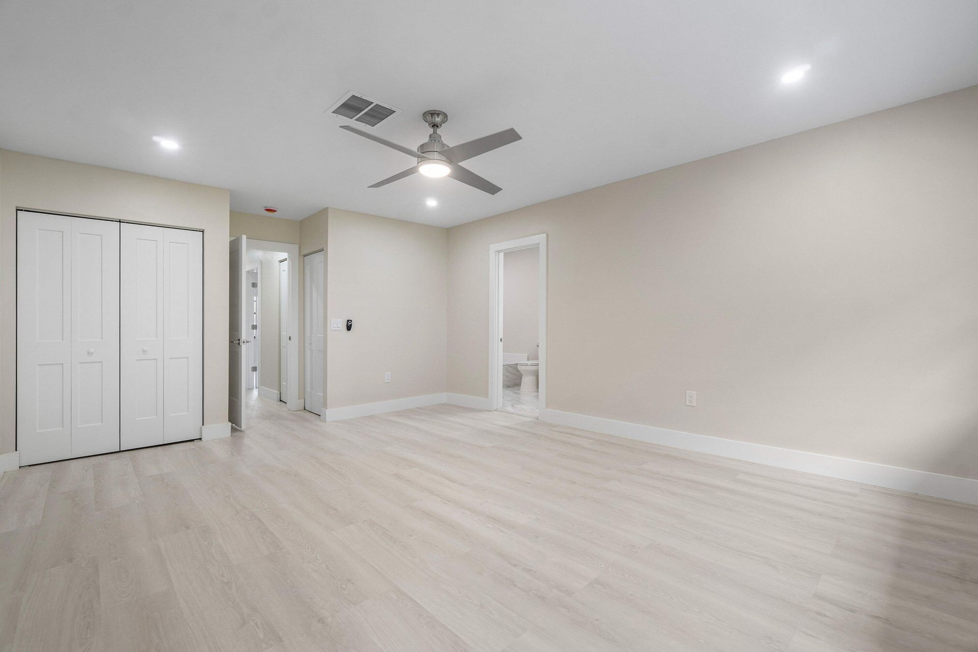16 Stratford Drive E, Unit C, Boynton Beach, FL 33436 Photo
