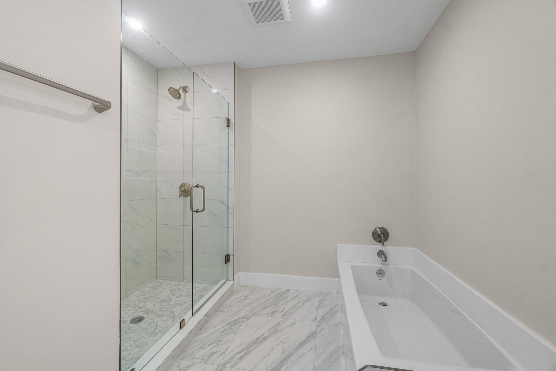 16 Stratford Drive E, Unit C, Boynton Beach, FL 33436 Photo