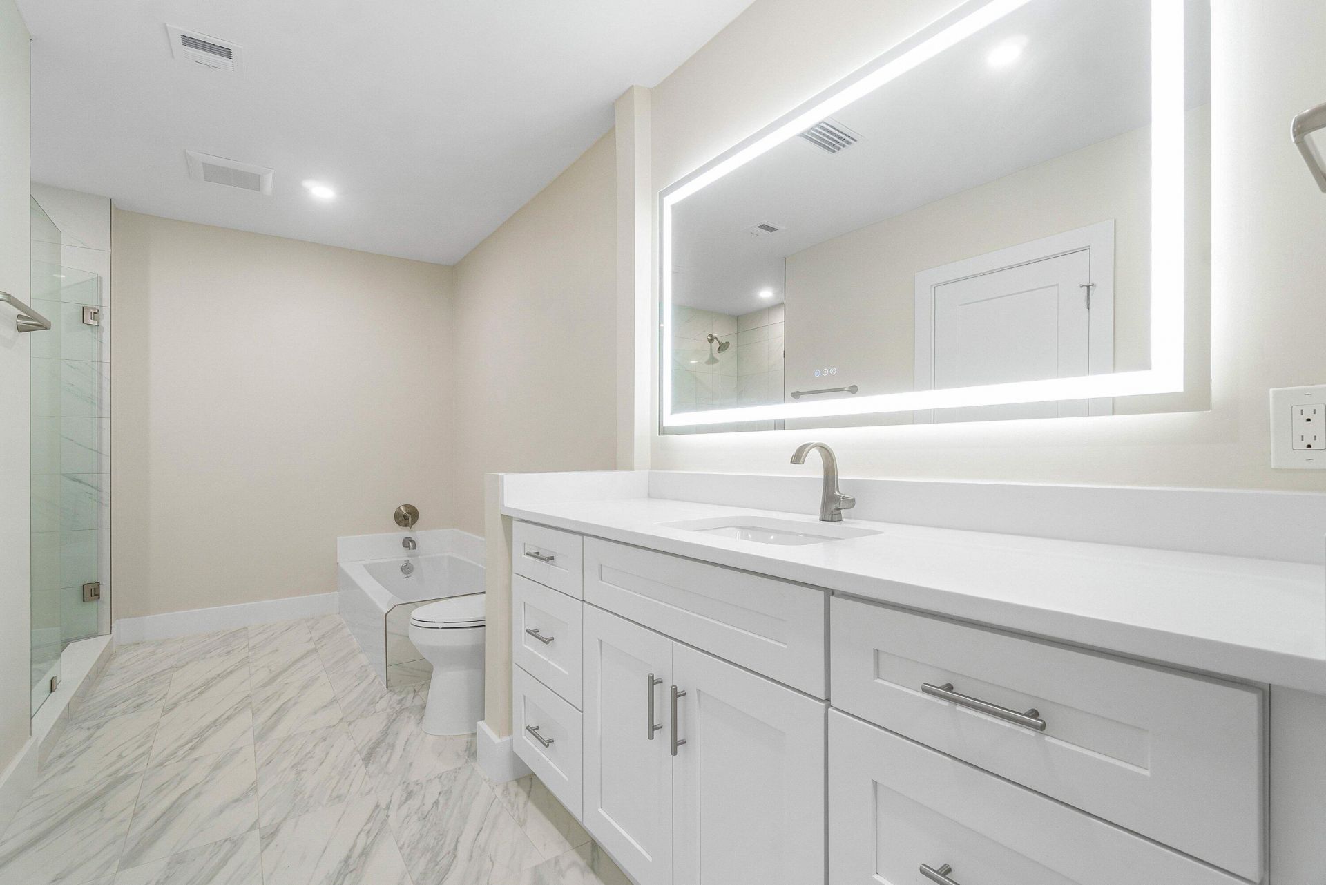 16 Stratford Drive E, Unit C, Boynton Beach, FL 33436 Photo
