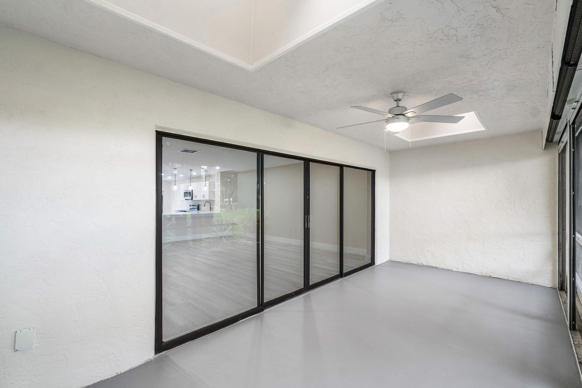 16 Stratford Drive E, Unit C, Boynton Beach, FL 33436 Photo