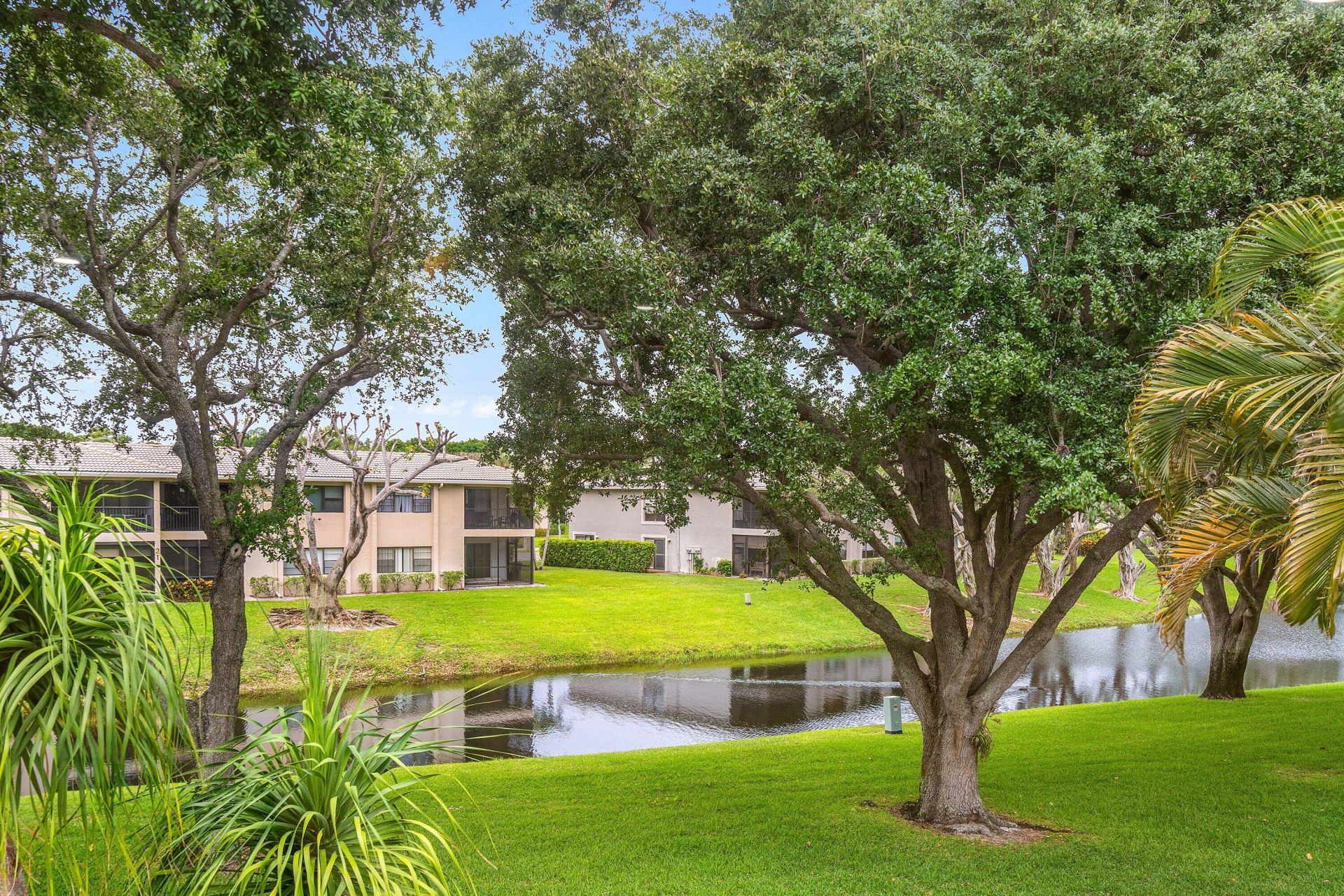 16 Stratford Drive E, Unit C, Boynton Beach, FL 33436 Photo