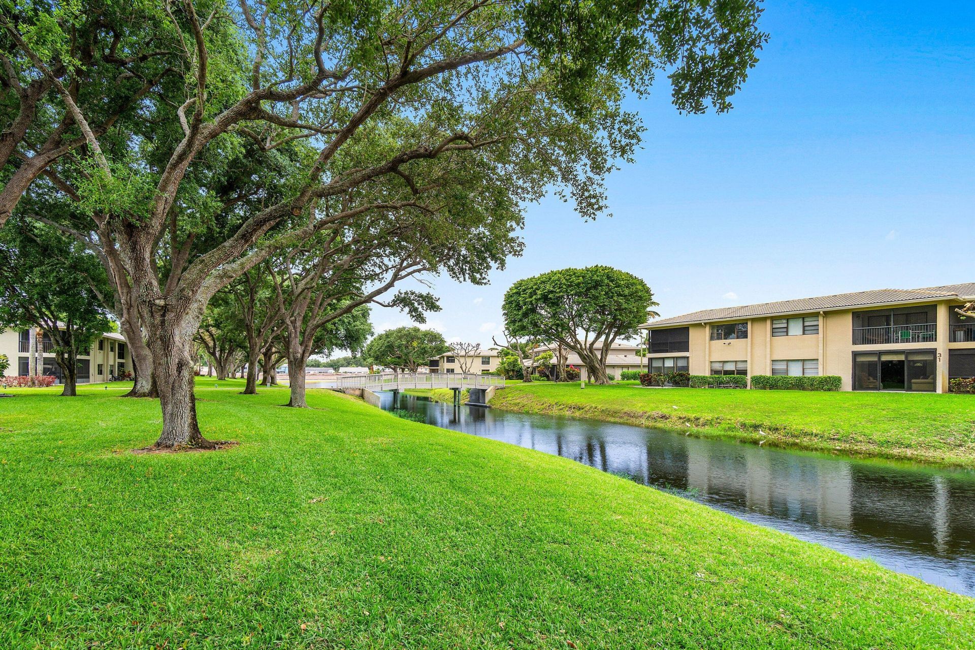 16 Stratford Drive E, Unit C, Boynton Beach, FL 33436 Photo