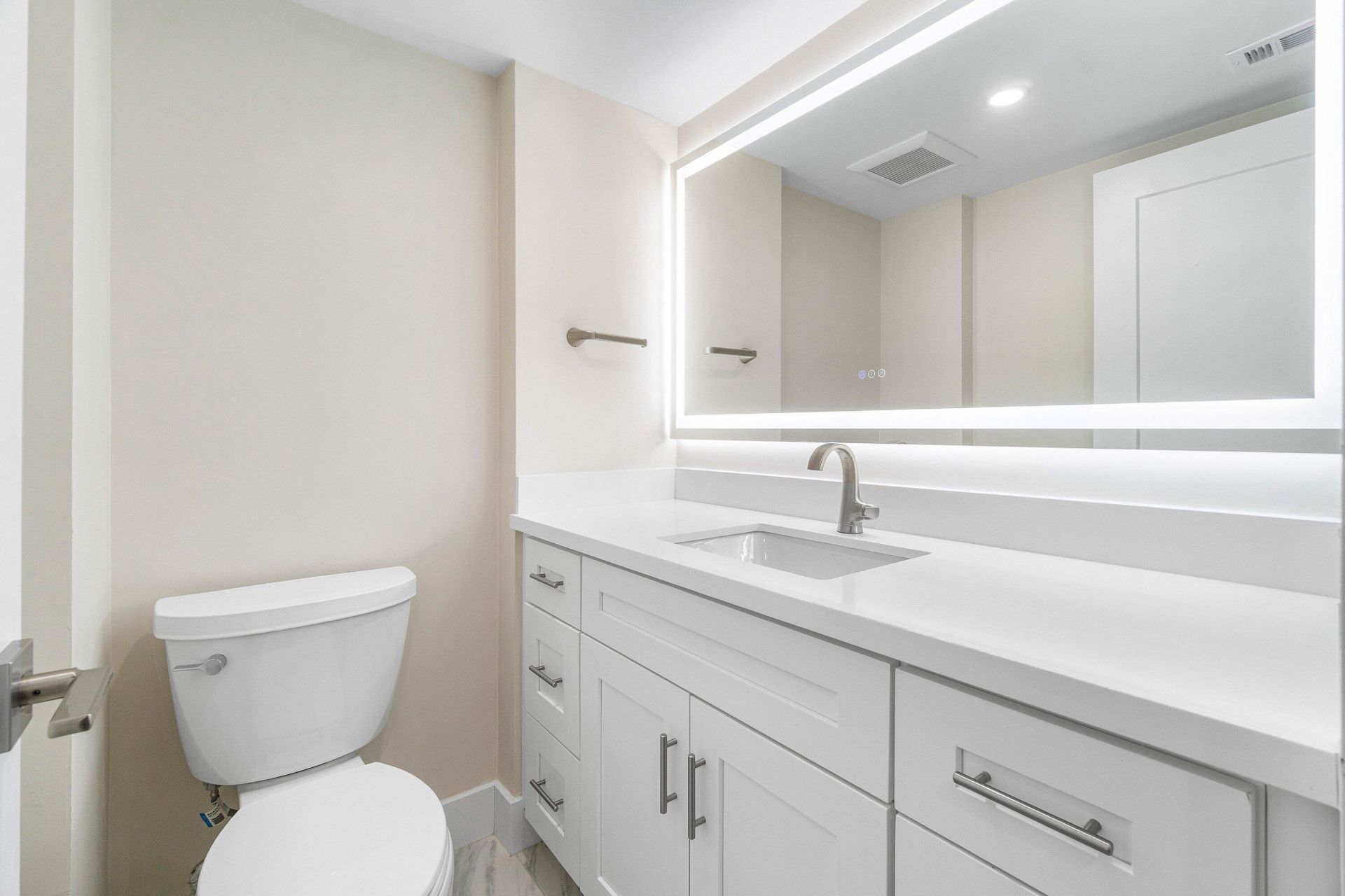 16 Stratford Drive E, Unit C, Boynton Beach, FL 33436 Photo
