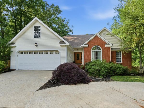 6933 Sawtooth Drive, Ooltewah, TN 37363