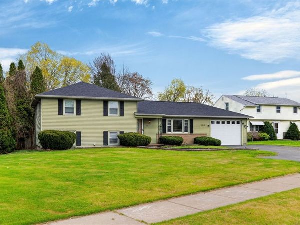 468 Kings Highway S, Rochester, NY 14617
