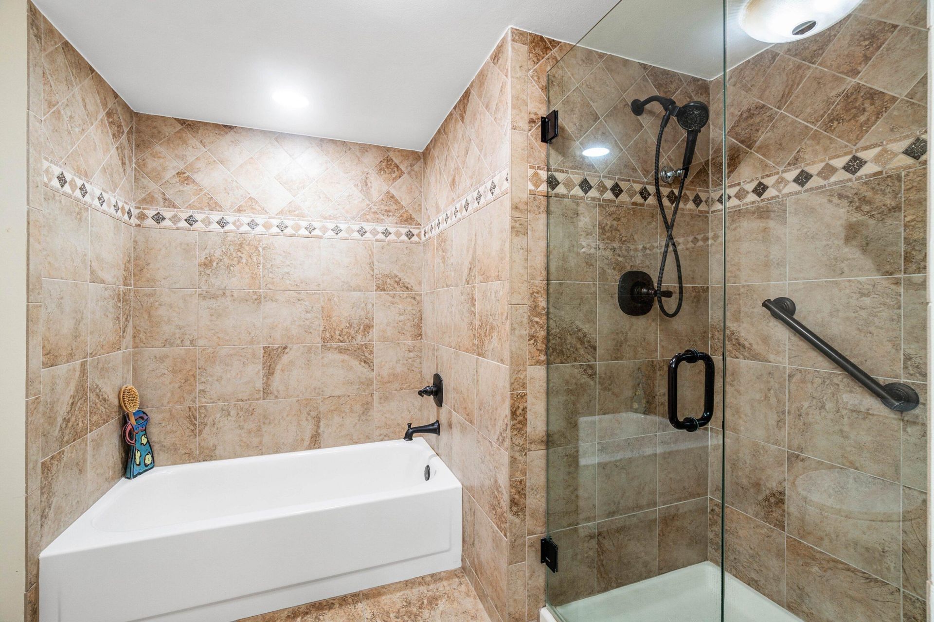 24 Stratford Drive E, Unit E, Boynton Beach, FL 33436 Photo