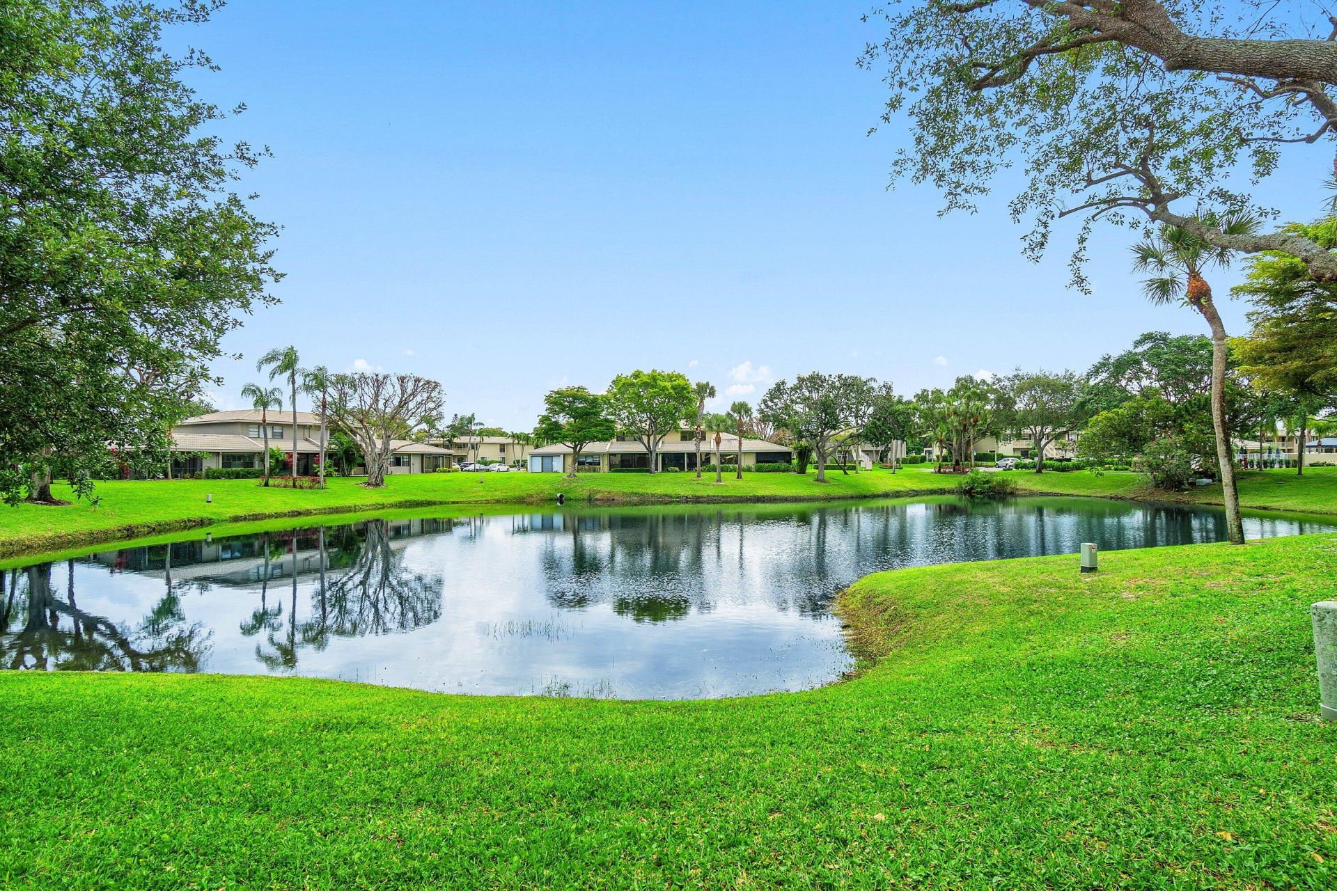 24 Stratford Drive E, Unit E, Boynton Beach, FL 33436 Photo