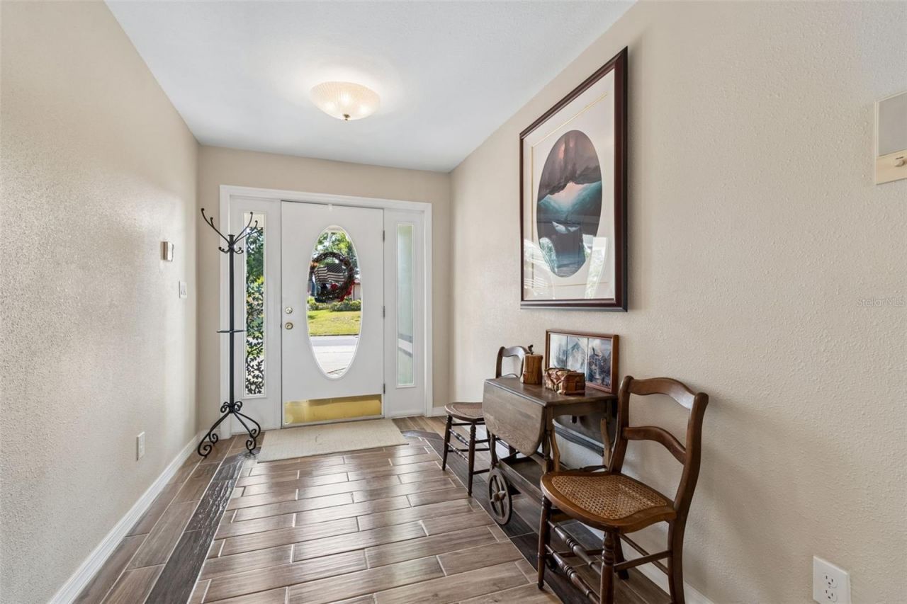 300 Driftwood Drive W, Palm Harbor, FL 34683 Photo