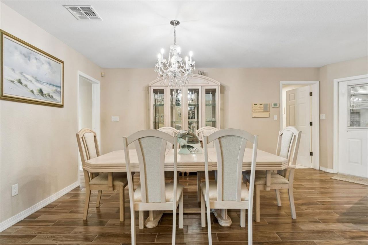 300 Driftwood Drive W, Palm Harbor, FL 34683 Photo