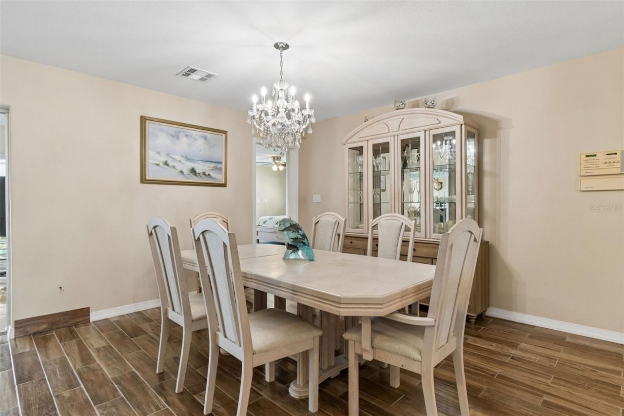 300 Driftwood Drive W, Palm Harbor, FL 34683 Photo