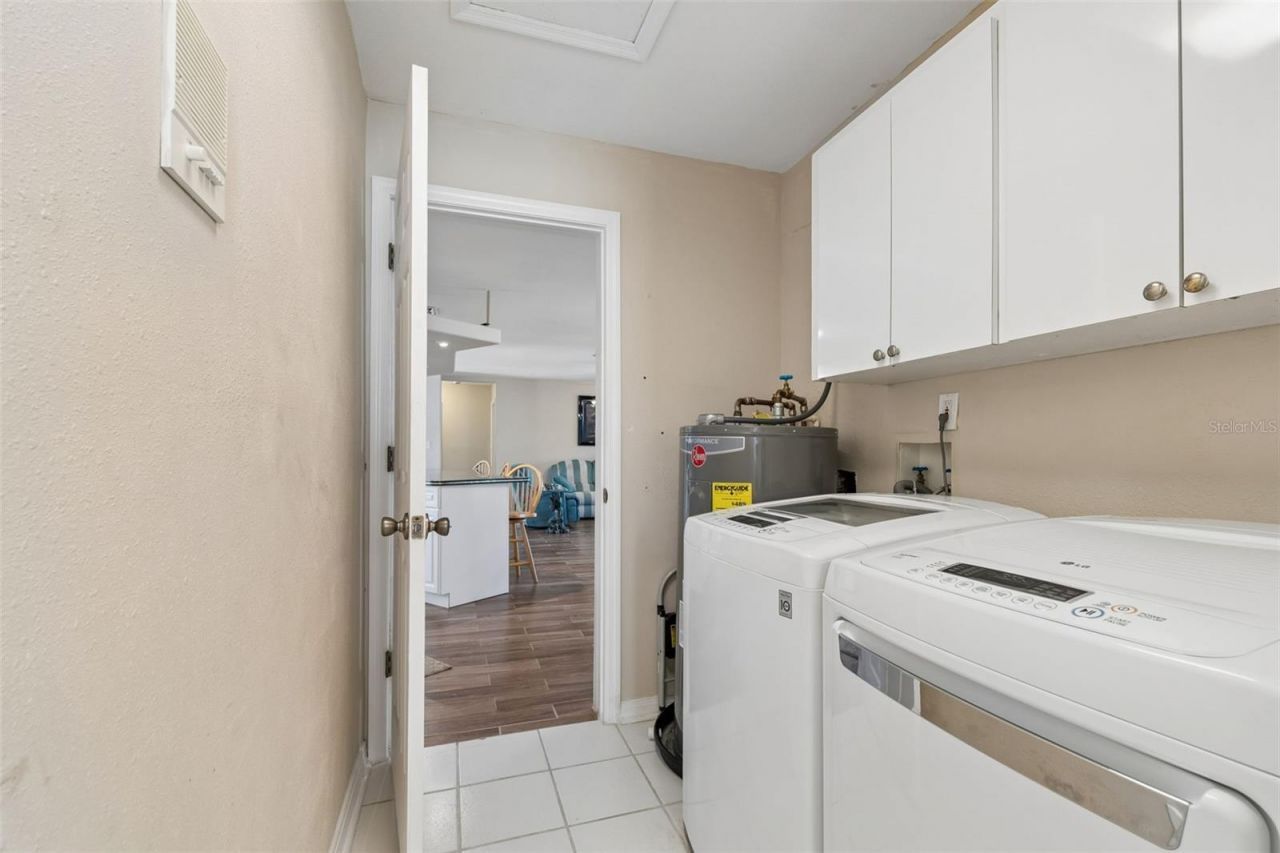 300 Driftwood Drive W, Palm Harbor, FL 34683 Photo