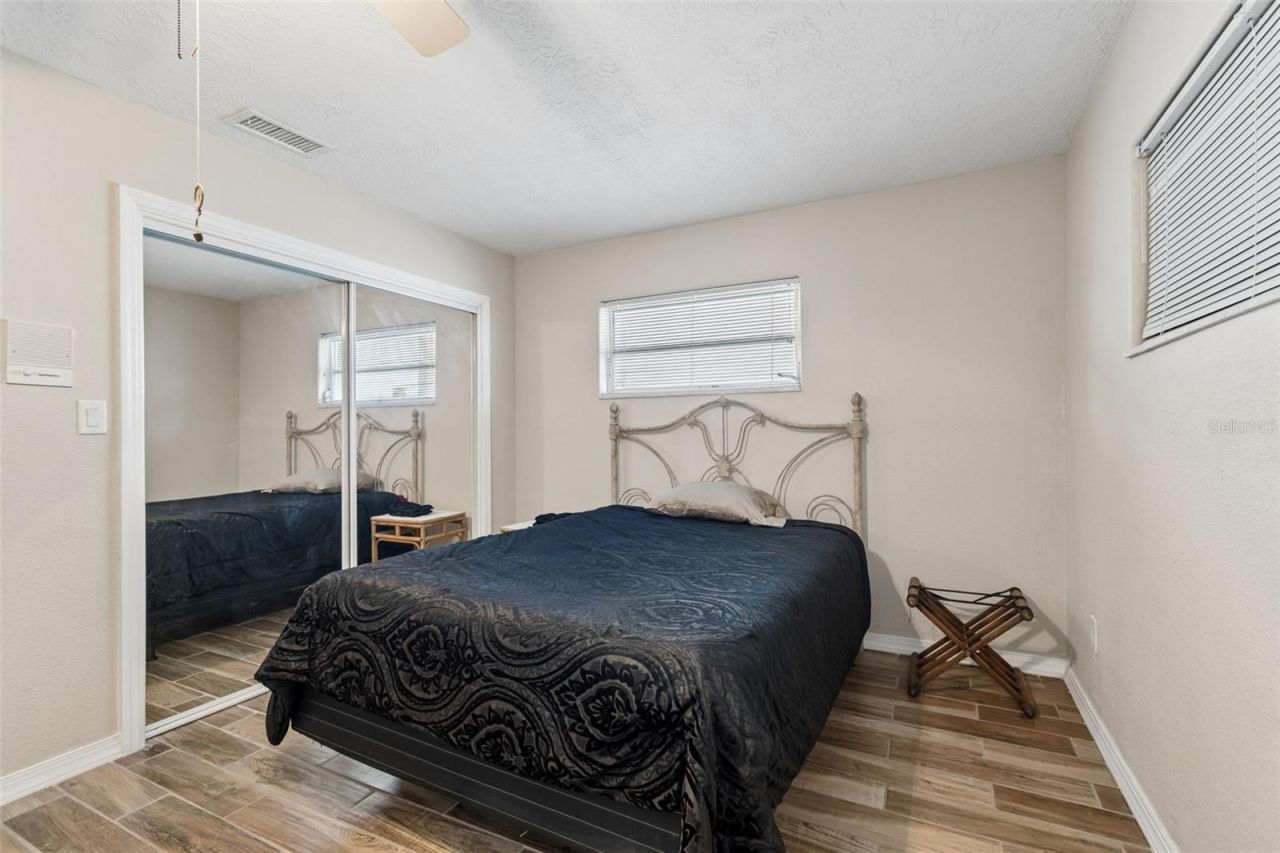 300 Driftwood Drive W, Palm Harbor, FL 34683 Photo