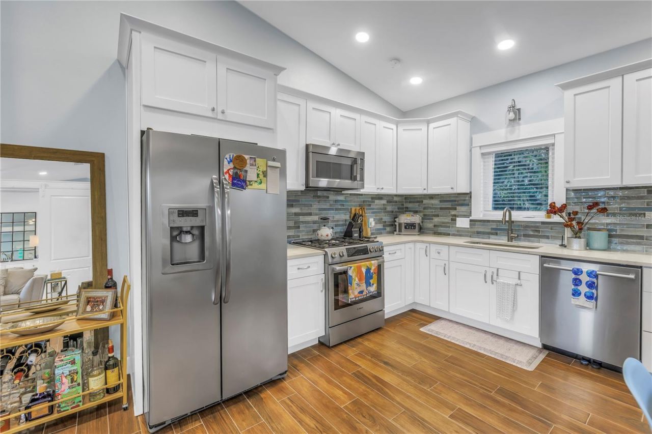436 12th Avenue Ne, Saint Petersburg, FL 33701 Photo