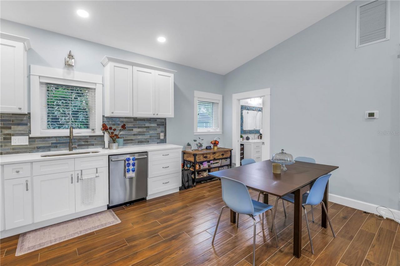 436 12th Avenue Ne, Saint Petersburg, FL 33701 Photo