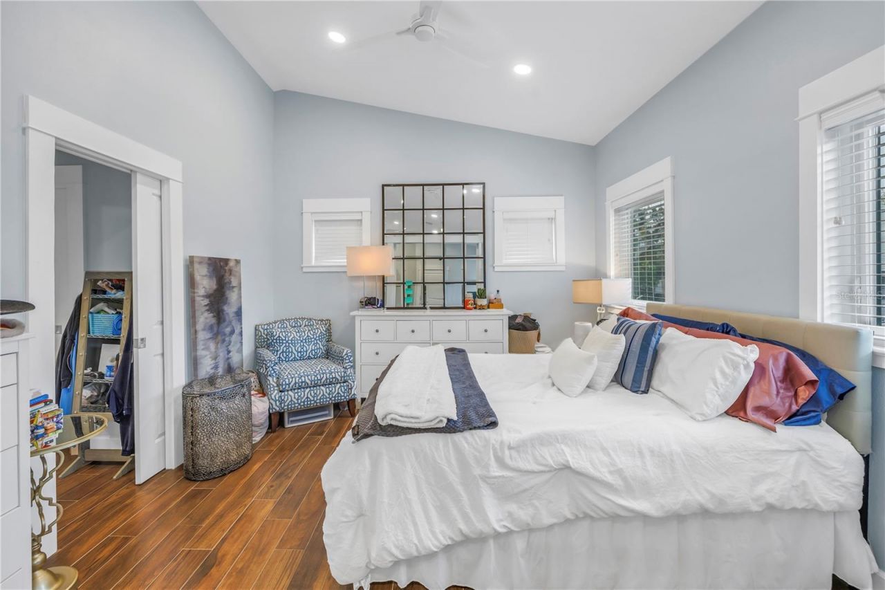 436 12th Avenue Ne, Saint Petersburg, FL 33701 Photo