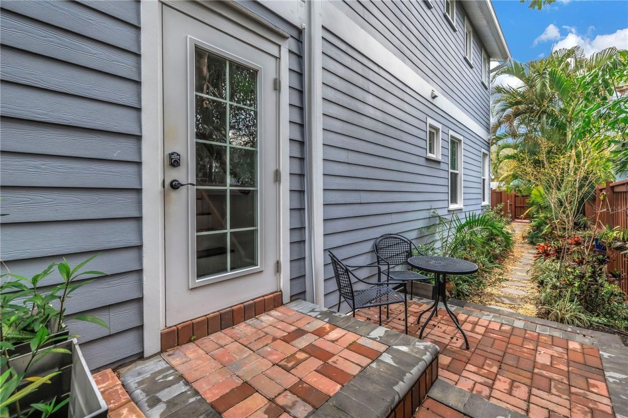 436 12th Avenue Ne, Saint Petersburg, FL 33701 Photo