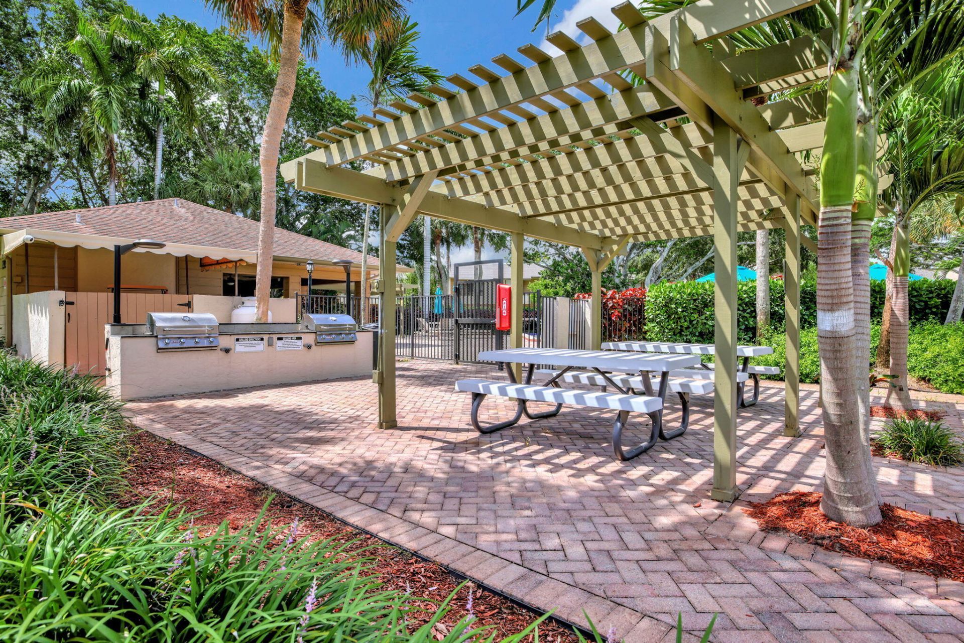 6062 Glendale Drive, Boca Raton, FL 33433 Photo