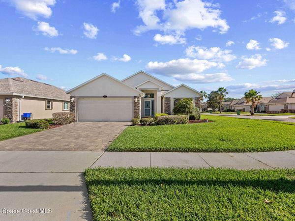 1611 Lago Mar Drive, Melbourne, FL 32940