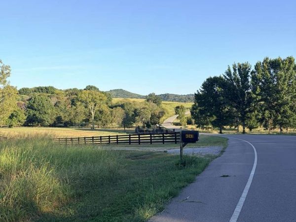 4243 Beech Log Rd, Lebanon, TN 37090