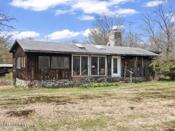 51 Sabeff Road, Hillsdale, NY 12529