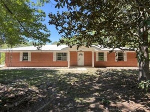 2908 R M Ward Road, Ponce De Leon, FL 32455