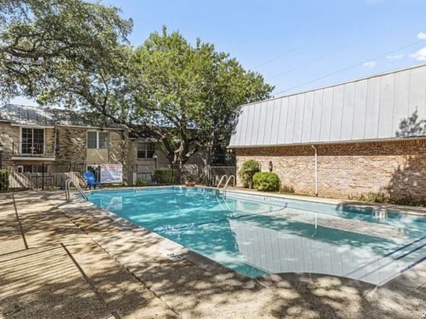 6718 Callaghan, Unit 102, San Antonio, TX 78229