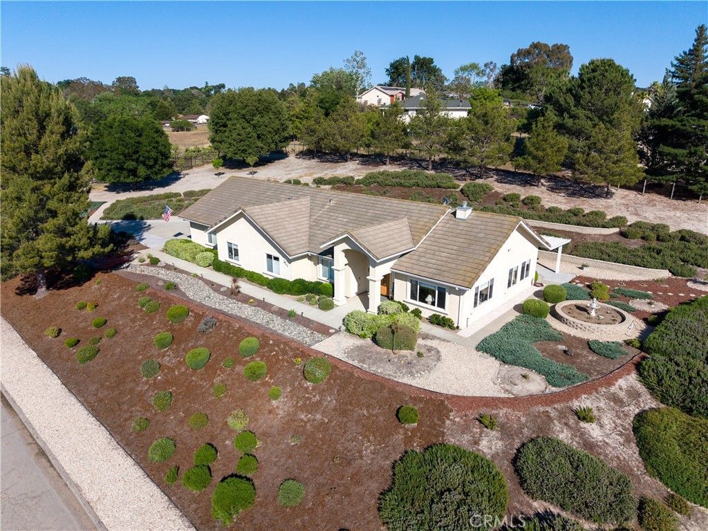 5605 Marco Lane, Atascadero, CA 93422 Main Photo