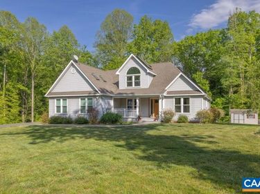 881 OAK CREEK RD, Palmyra, VA 22963