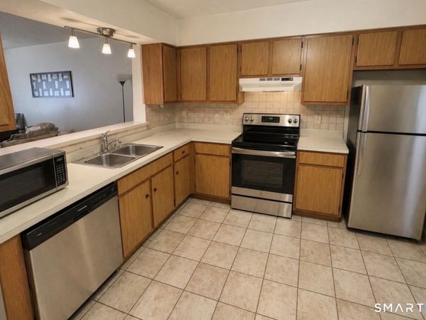 975 Meriden, Unit 91, Waterbury, CT 06705