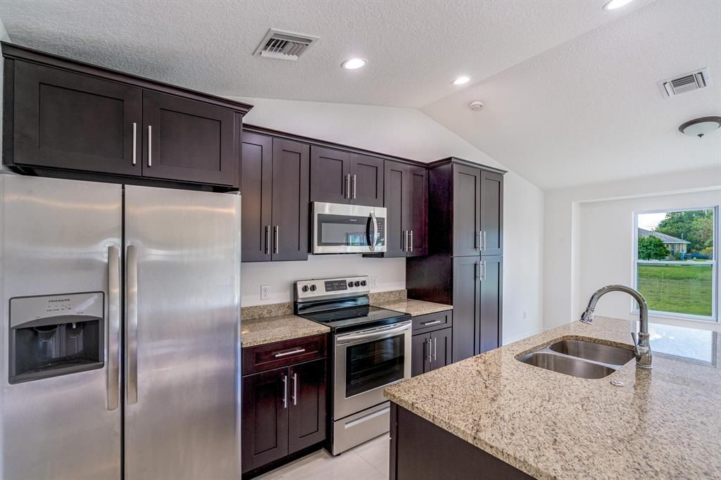 986 SW Romaine Lane, Port Saint Lucie, FL 34953 Photo