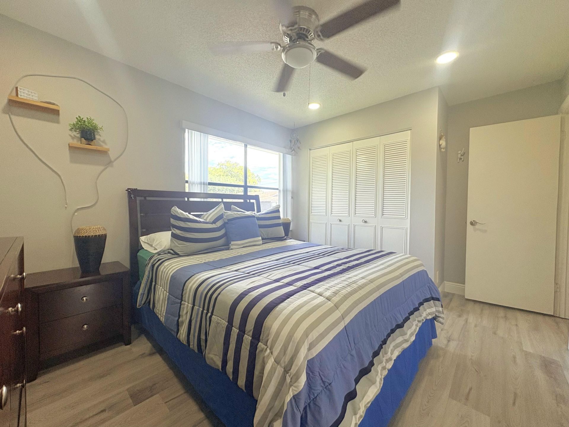 850 Hill Drive, Unit D, West Palm Beach, FL 33415 Photo
