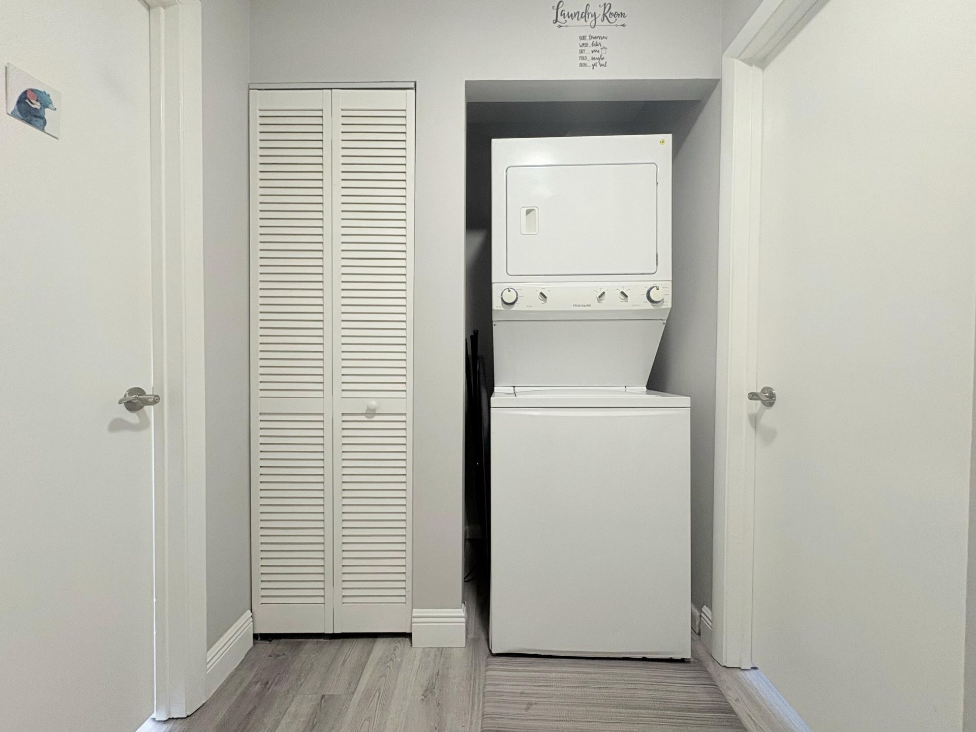 850 Hill Drive, Unit D, West Palm Beach, FL 33415 Photo