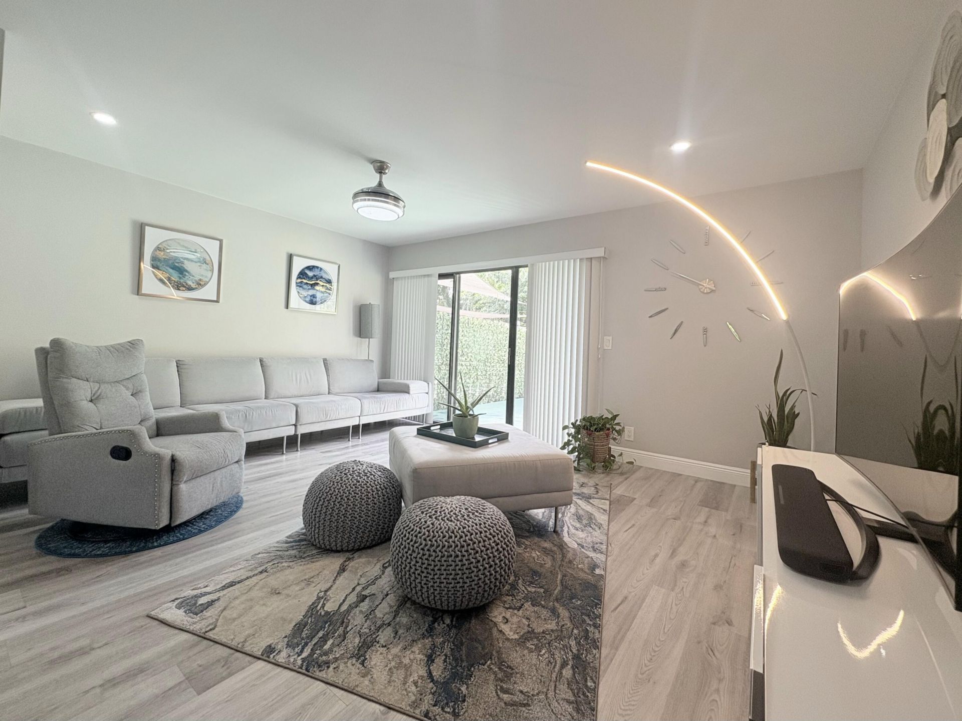 850 Hill Drive, Unit D, West Palm Beach, FL 33415 Photo