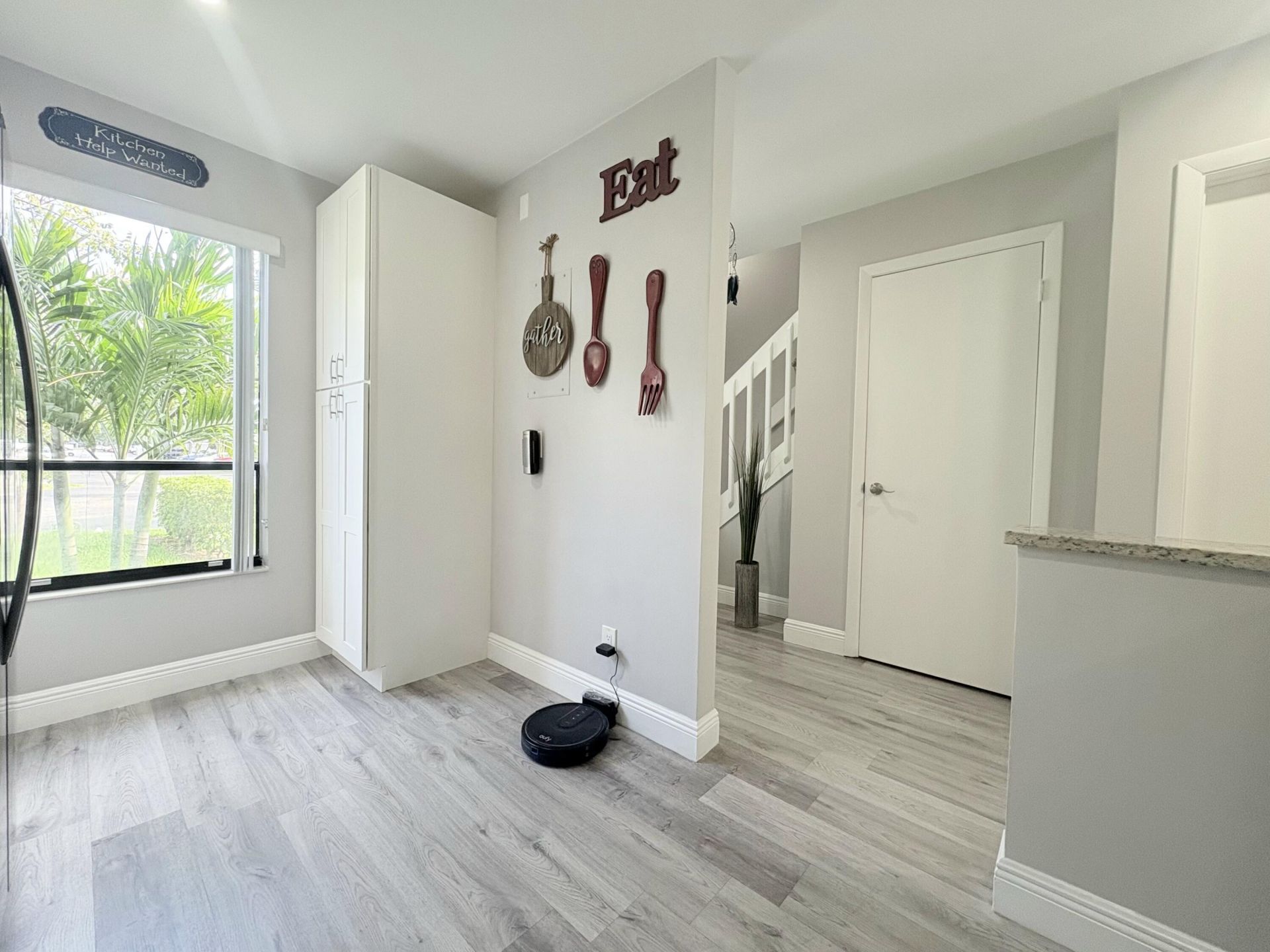 850 Hill Drive, Unit D, West Palm Beach, FL 33415 Photo