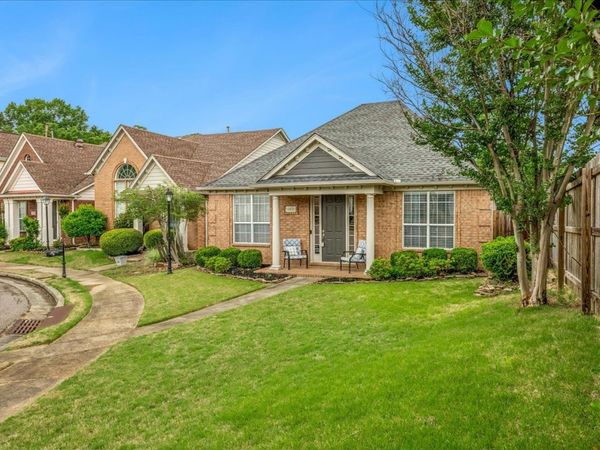10450 KENSINGTON CIR, Collierville, TN 38017