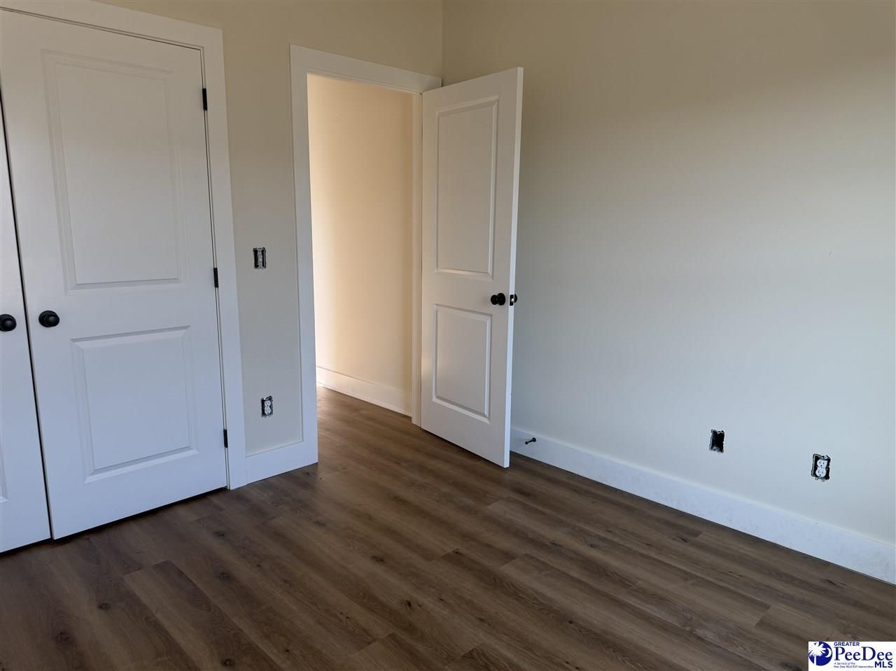 4049 Crest Cove Photo 9