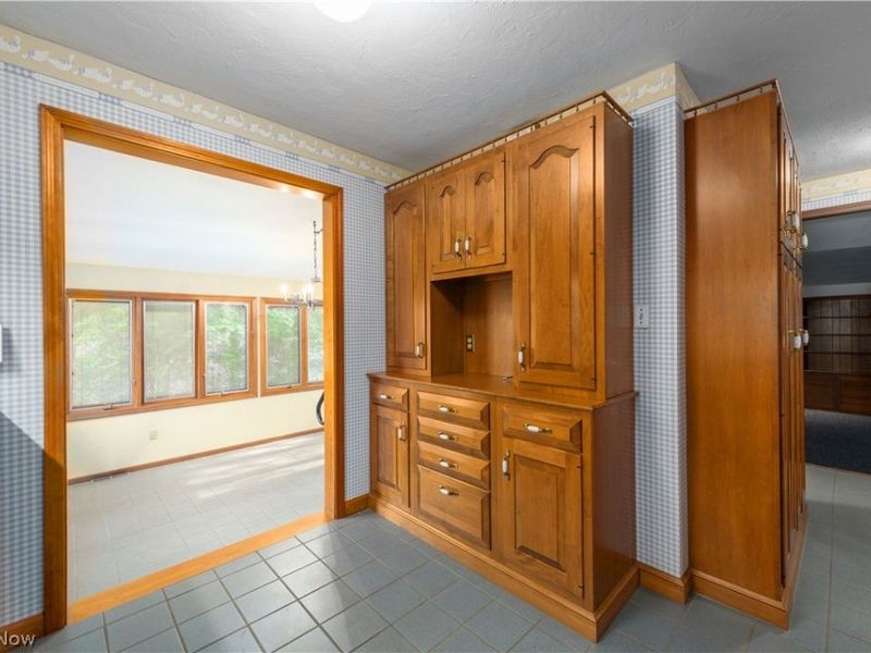 22870 Laramie Drive , Rocky River, OH 44116 Photo 16