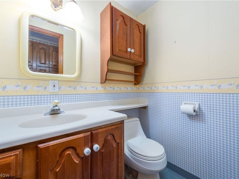 22870 Laramie Drive , Rocky River, OH 44116 Photo 23