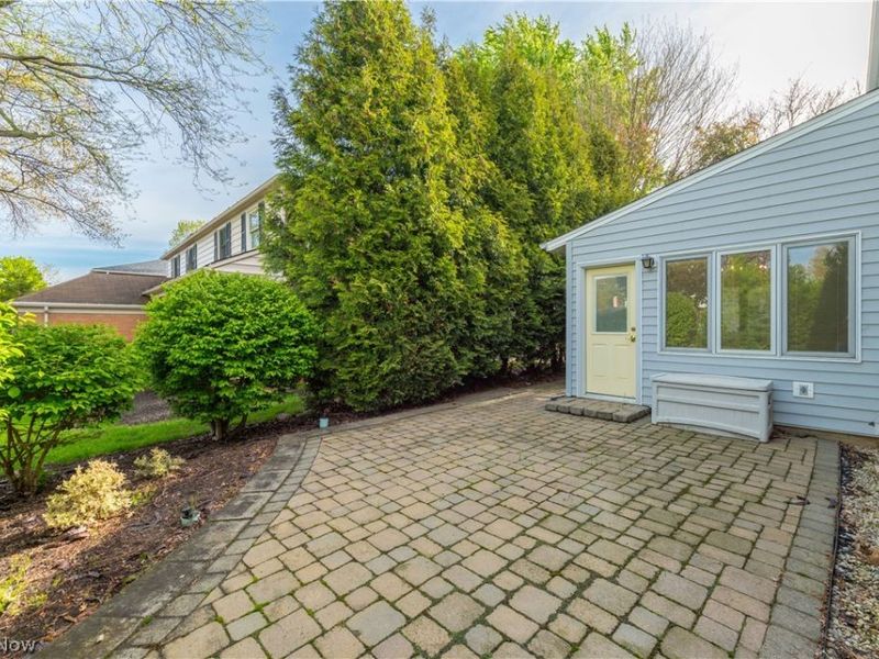 22870 Laramie Drive , Rocky River, OH 44116 Photo 46