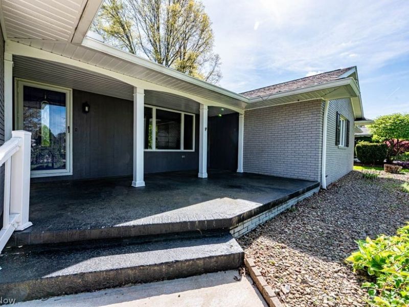 5841 Sharon Drive, Boardman, OH 44512 Photo 2