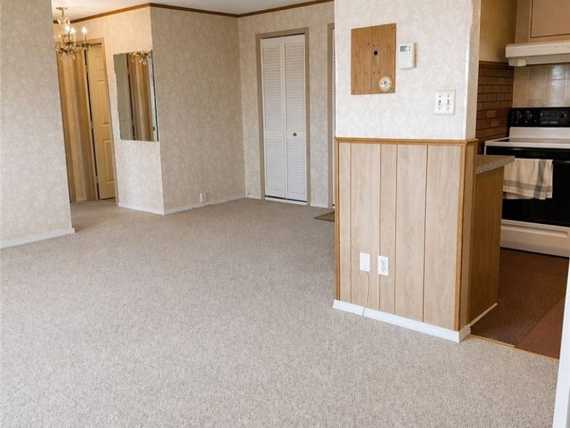 14567 Madison Avenue , Unit 609, Lakewood, OH 44107 Photo 9