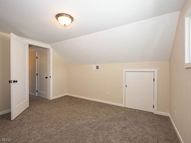 2337 Bel Aire Lane, Poland, OH 44514 Photo 16