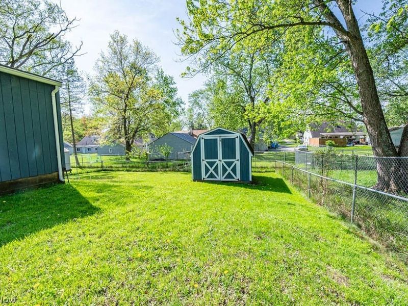 2337 Bel Aire Lane, Poland, OH 44514 Photo 22