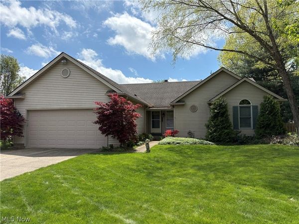 29835 Sequoia Trail , Westlake, OH 44145