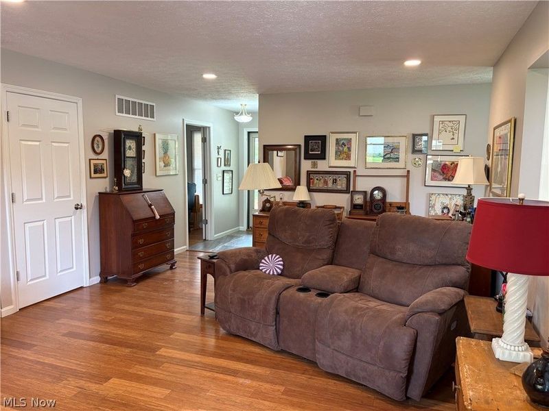 29835 Sequoia Trail , Westlake, OH 44145 Photo 4