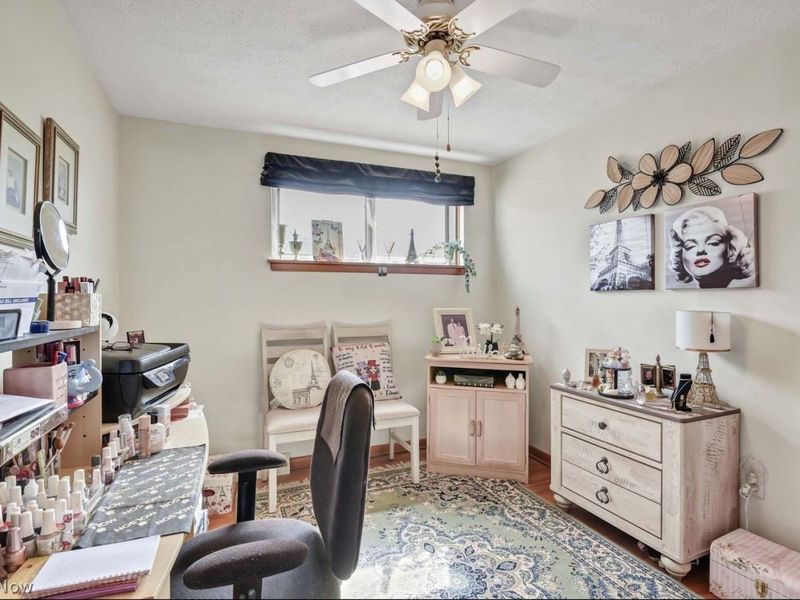 8702 Cambridge Drive , Parma, OH 44129 Photo 21