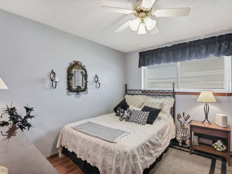 8702 Cambridge Drive , Parma, OH 44129 Photo 26