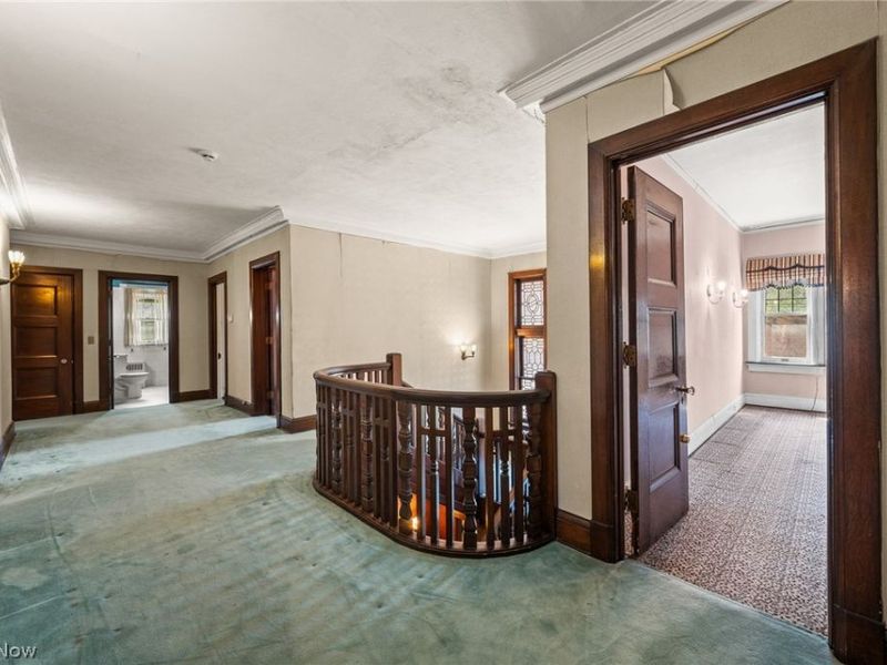 2656 E Overlook Road, Cleveland Heights, OH 44106 Photo 31